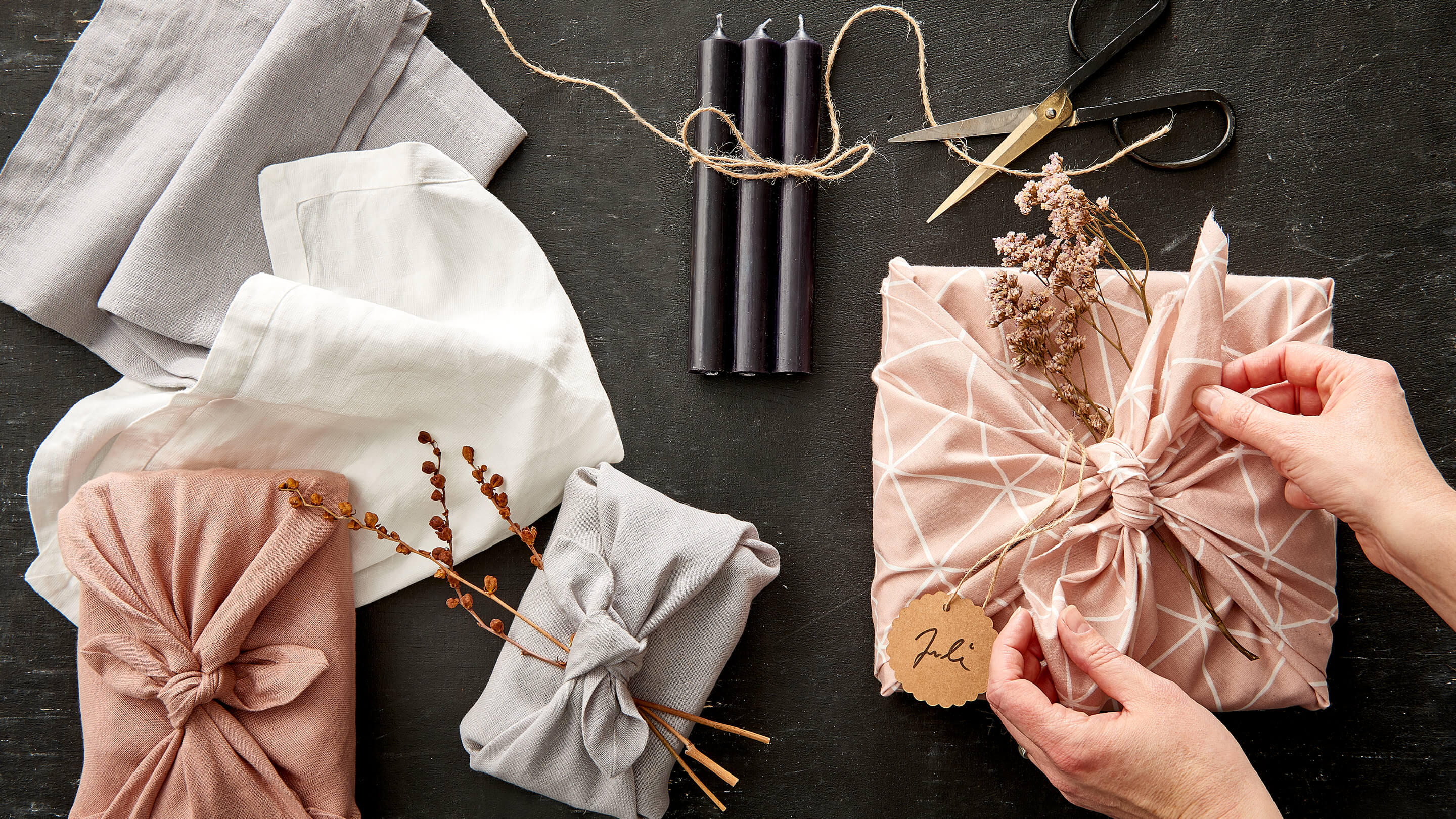 Geschenke müllarm verpacken – BUTLERS