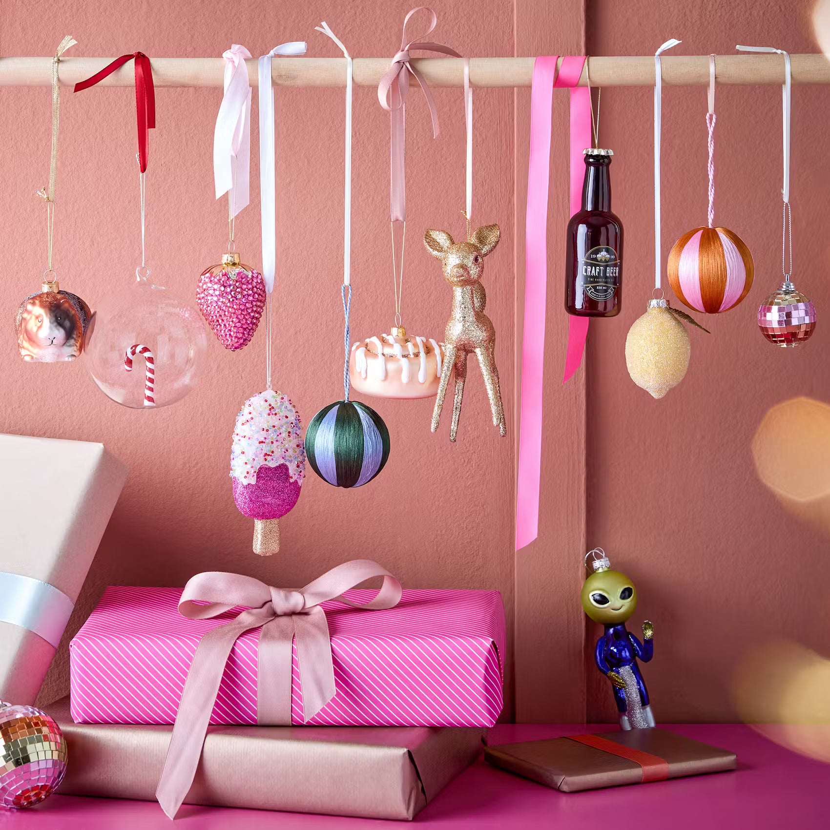 Weihnachtskugel HANG ON Fäden 6er-Set