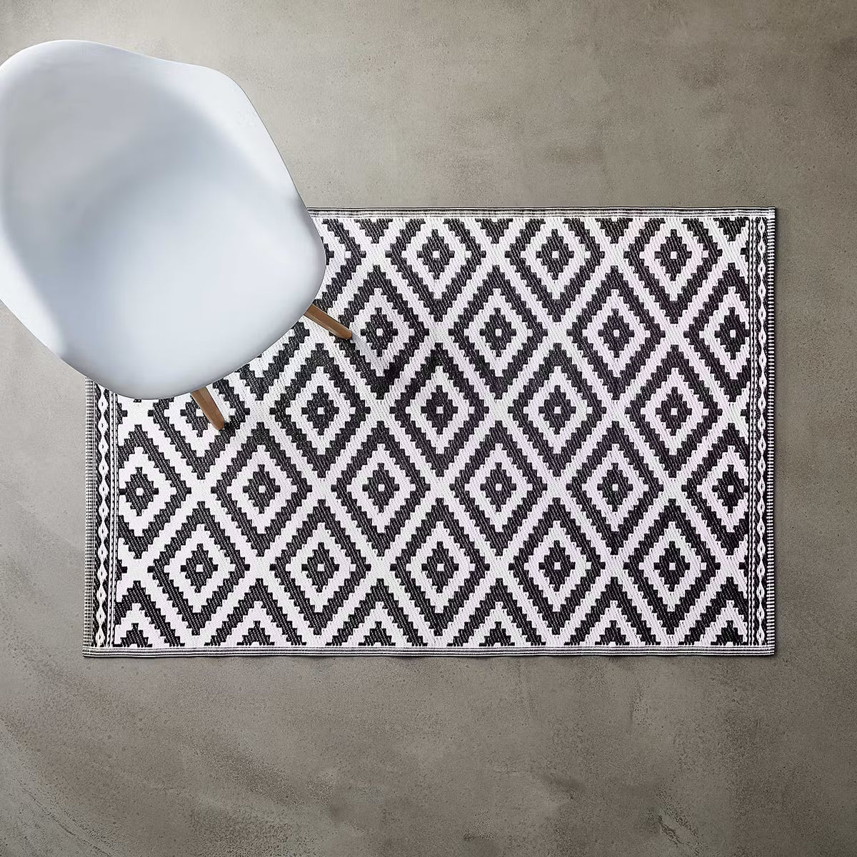 COLOUR CLASH In-/Outdoorteppich Ethno – bunt & robust – BUTLERS