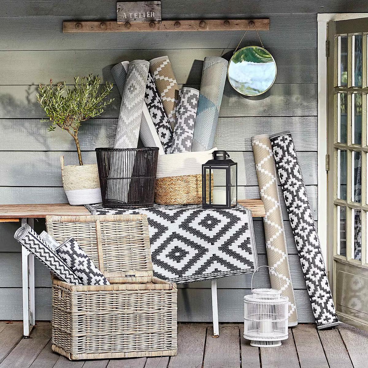 COLOUR CLASH In-/Outdoorteppich Ethno – bunt & robust – BUTLERS