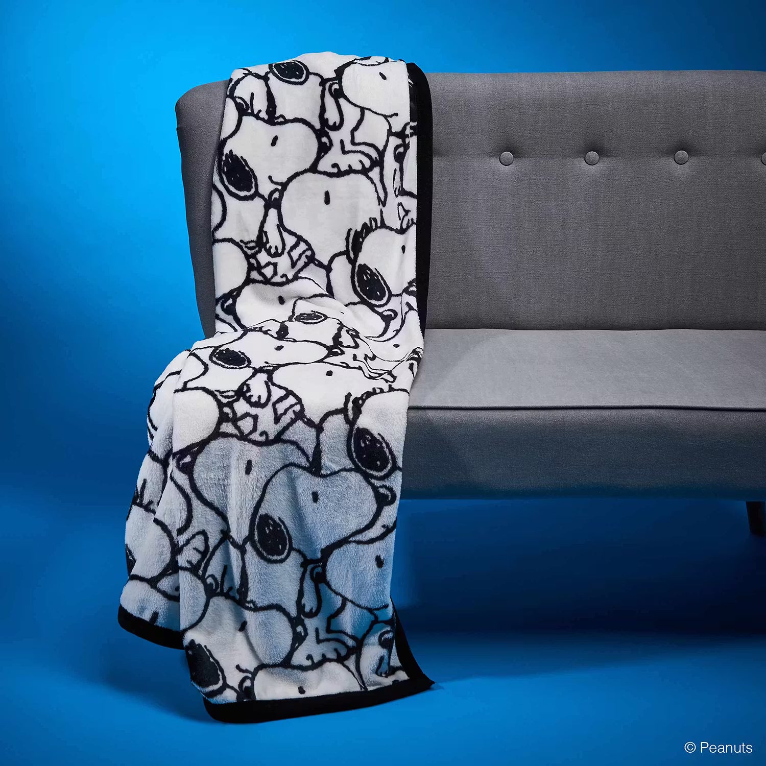 PEANUTS Flanelldecke Snoopy allover - Polyester - Schwarz / Weiß