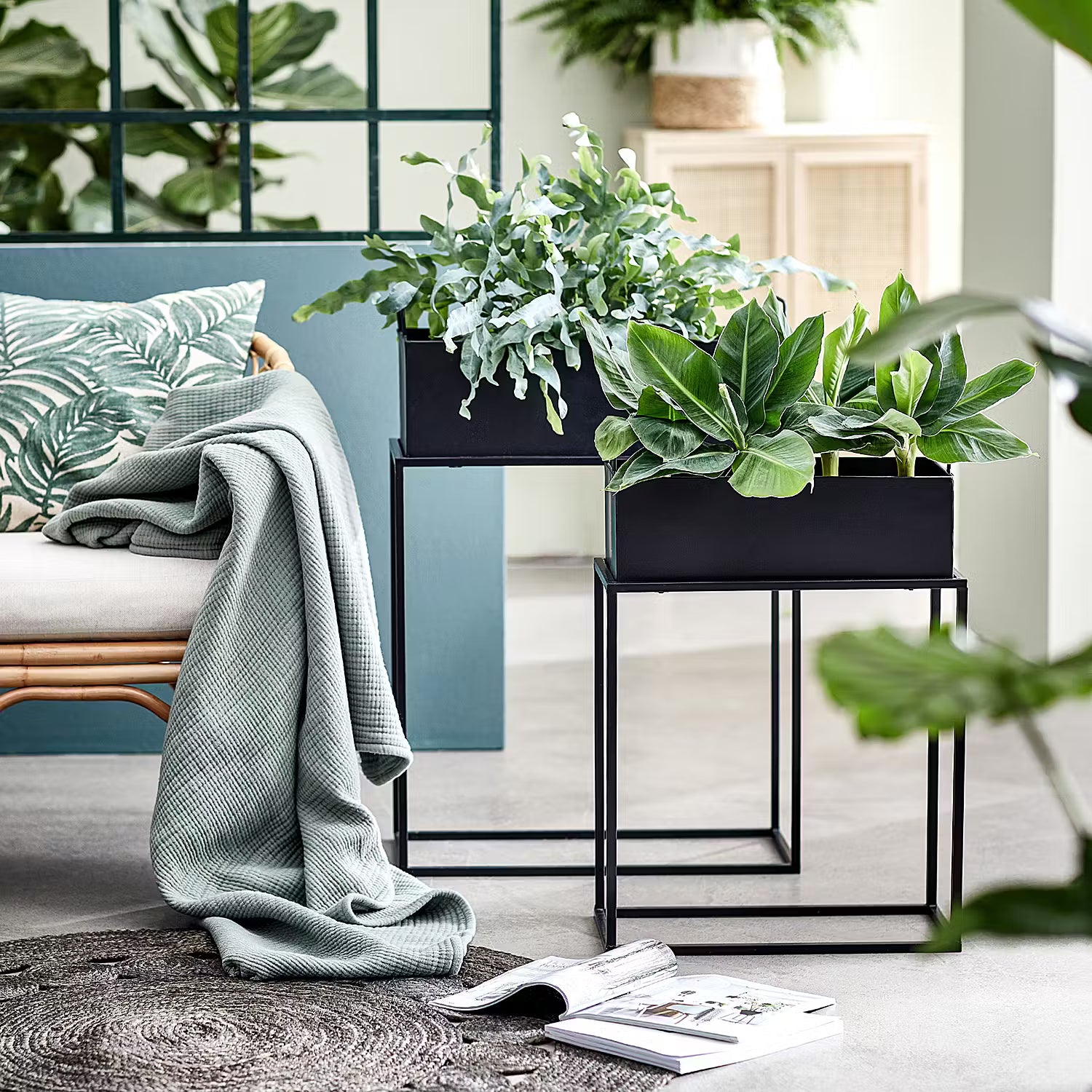 PLANTA Pflanzkasten mit Gestell - Eisen - Schwarz - 55 x 78 cm
