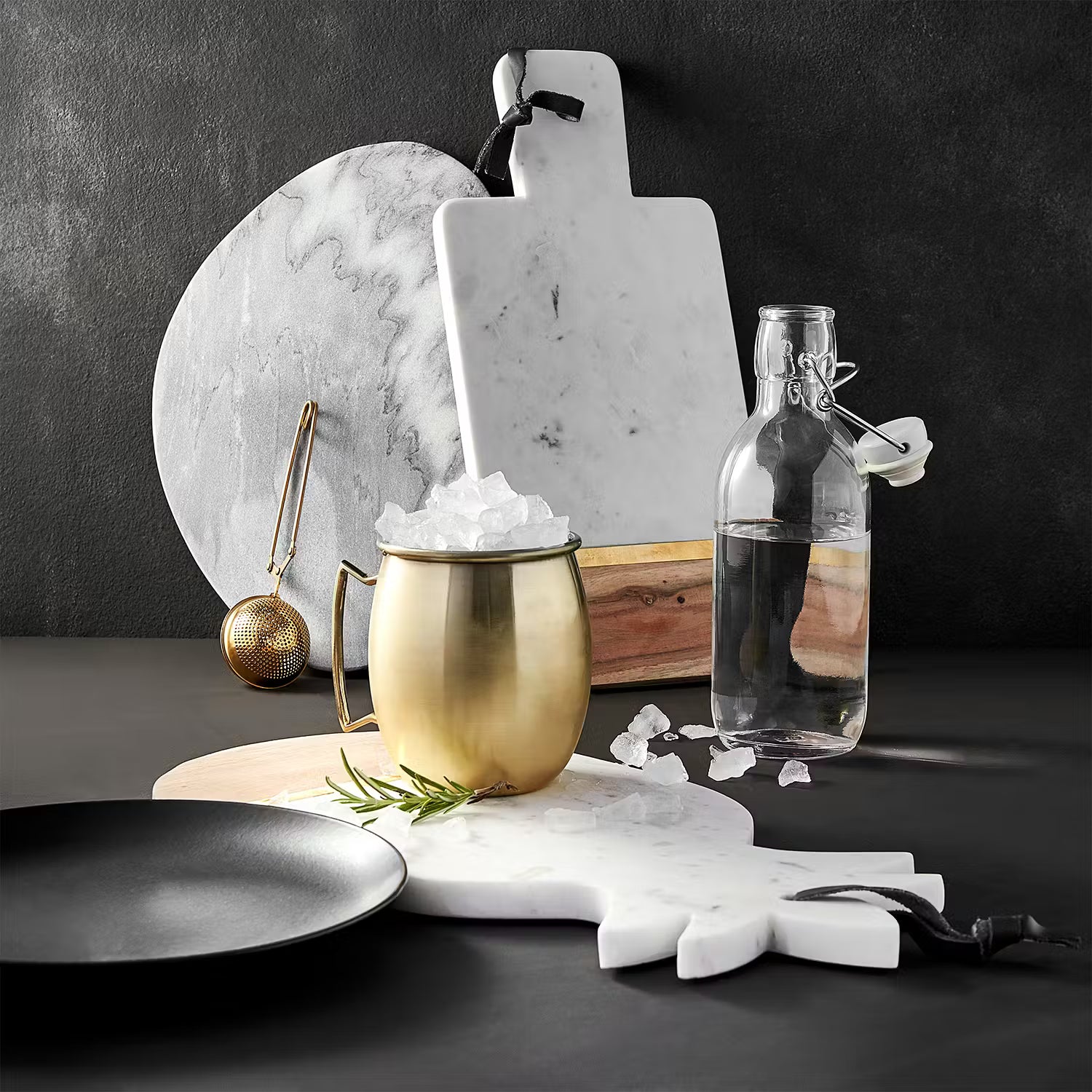 MARBLE KITCHEN Schneidebrett - Marmor / Akazie - Braun