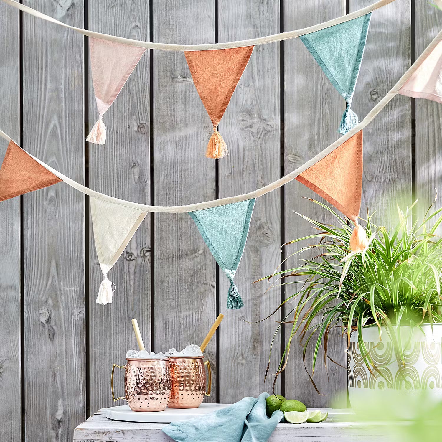 MIDSOMMAR Girlande mit Tassel - Polyester / Eisen - Mehrfarbig