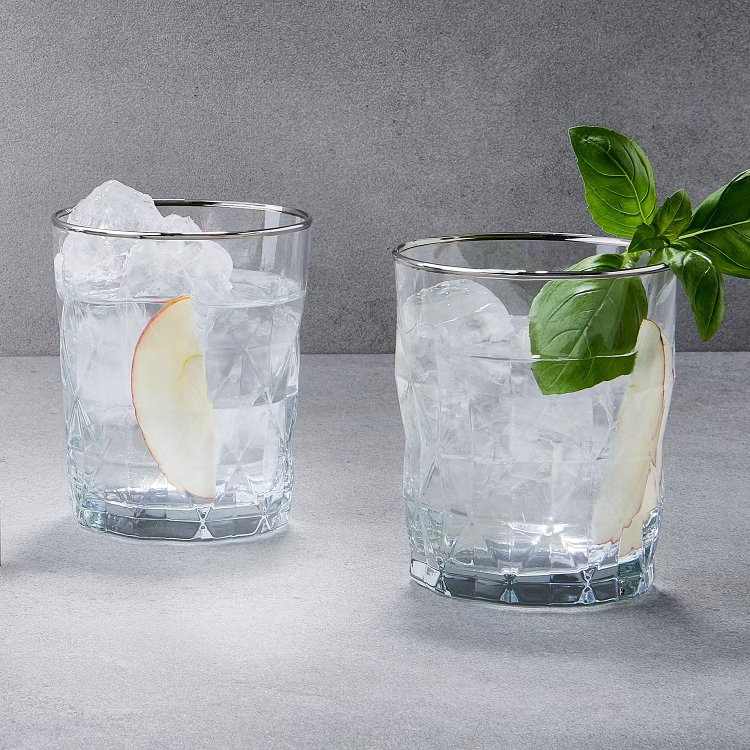 UPSCALE Trinkglas 6er-Set - Klarglas - Silber