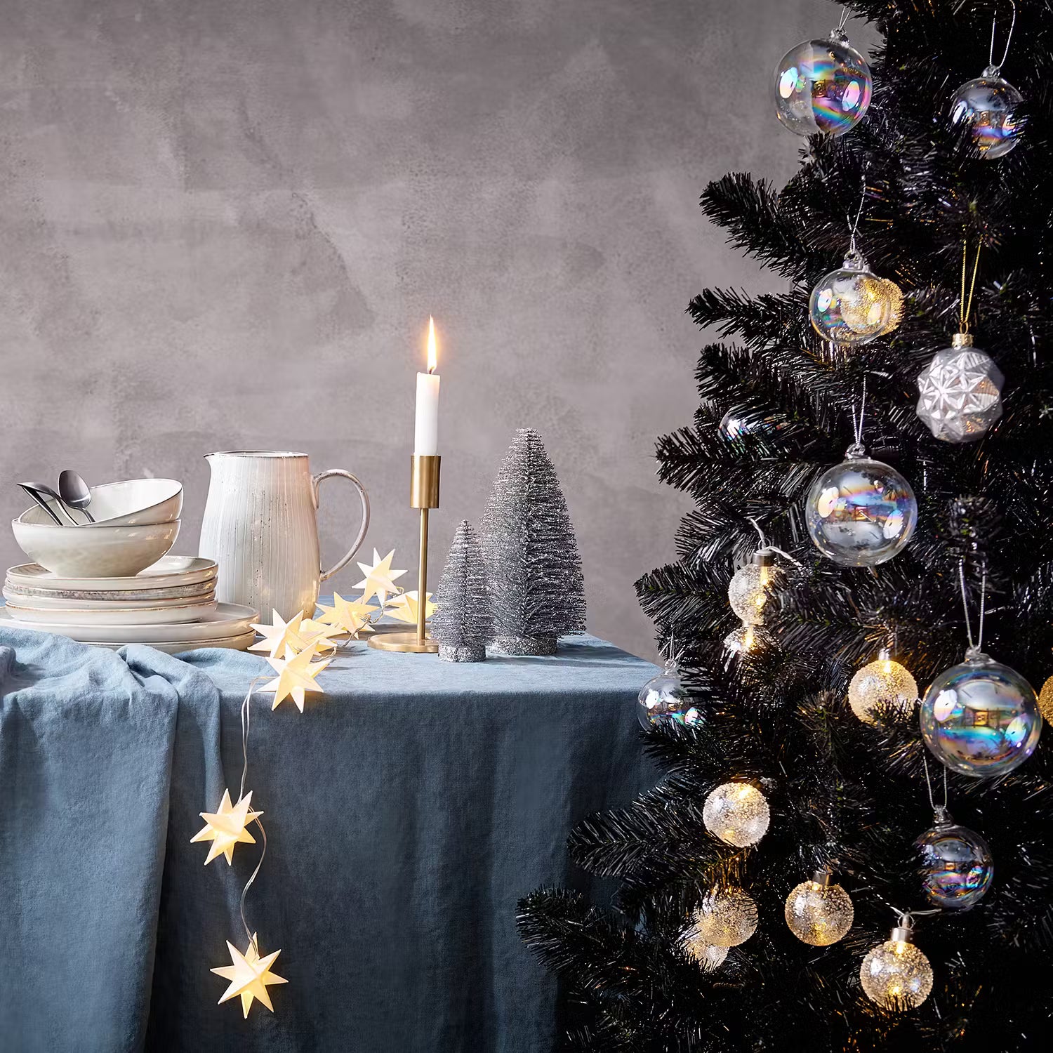TREE OF THE MONTH Weihnachtsbaum - Aluminium / Polyester - Schwarz