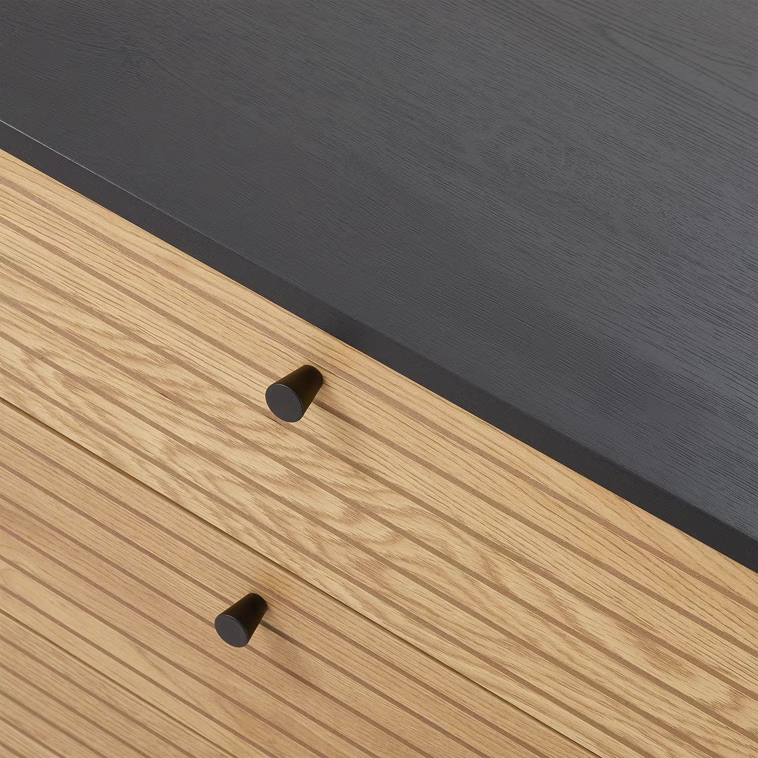MODERNIST Kommode - Eichenfurnier / Aluminium - Schwarz / Natur