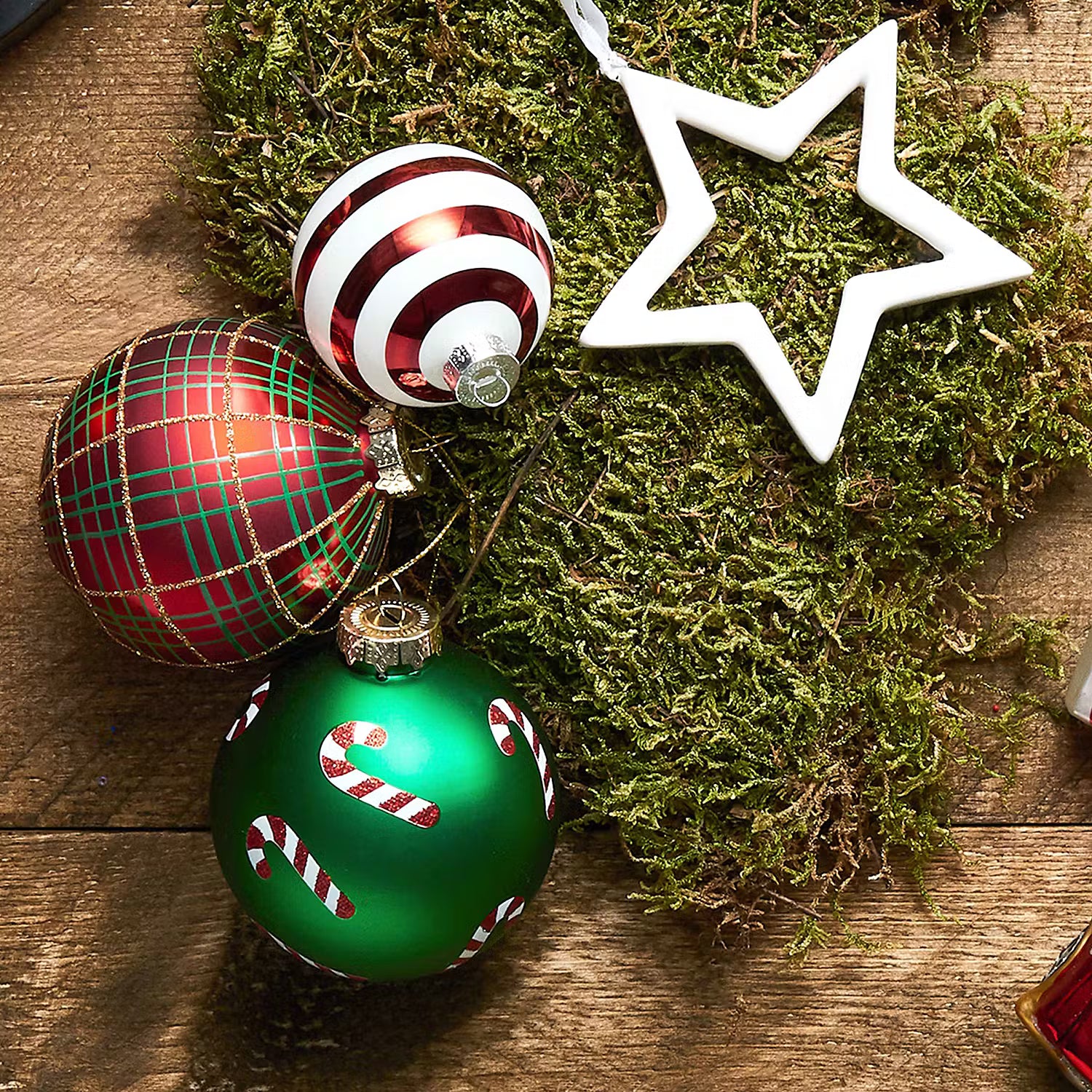 HANG ON Weihnachtskugel Ornament 2er-Set - Glas - Rot