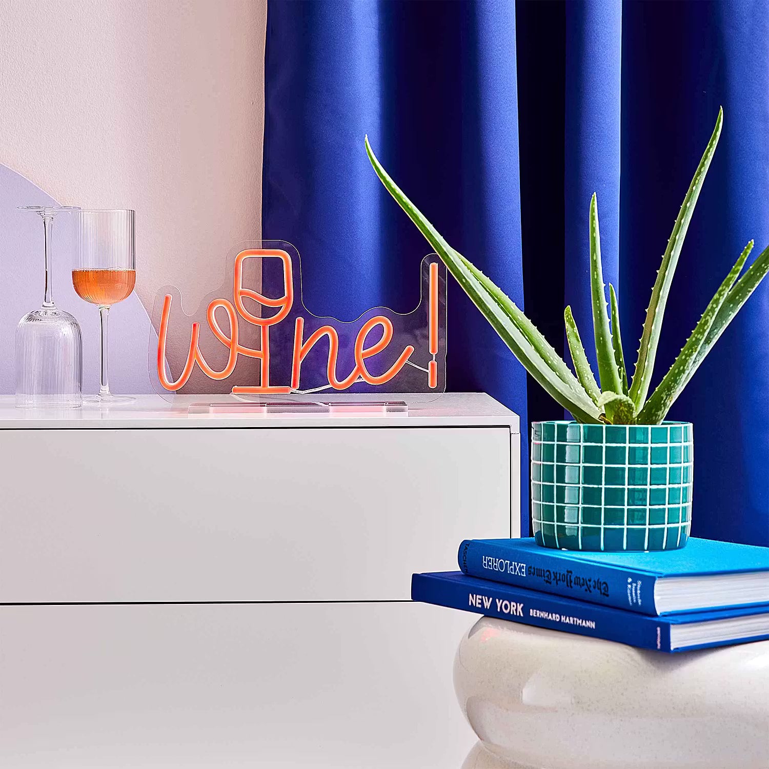 NEON VIBES LED-Leuchte Wine - Acrylglas - Rot