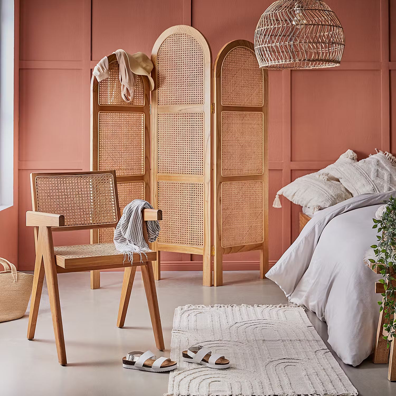 WIENER MELANGE Stuhl mit Armlehnen - Teakholz / Rattan -Natur