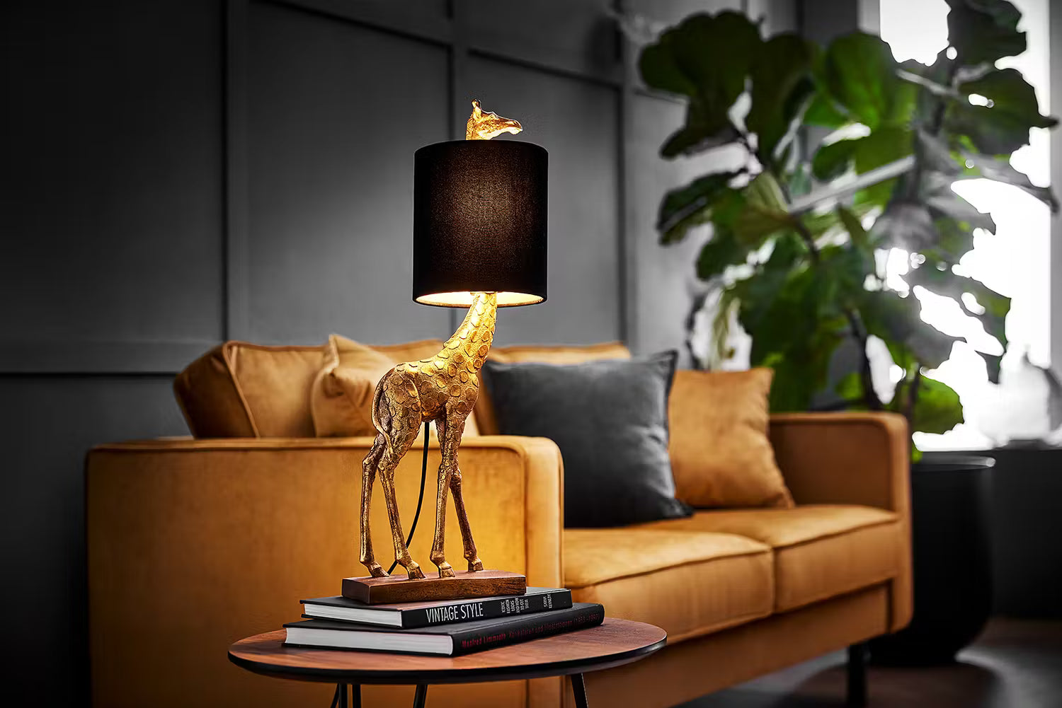 RAFFA Tischleuchte Giraffe - Polyresin / Polyester - 1-flammig - Gold
