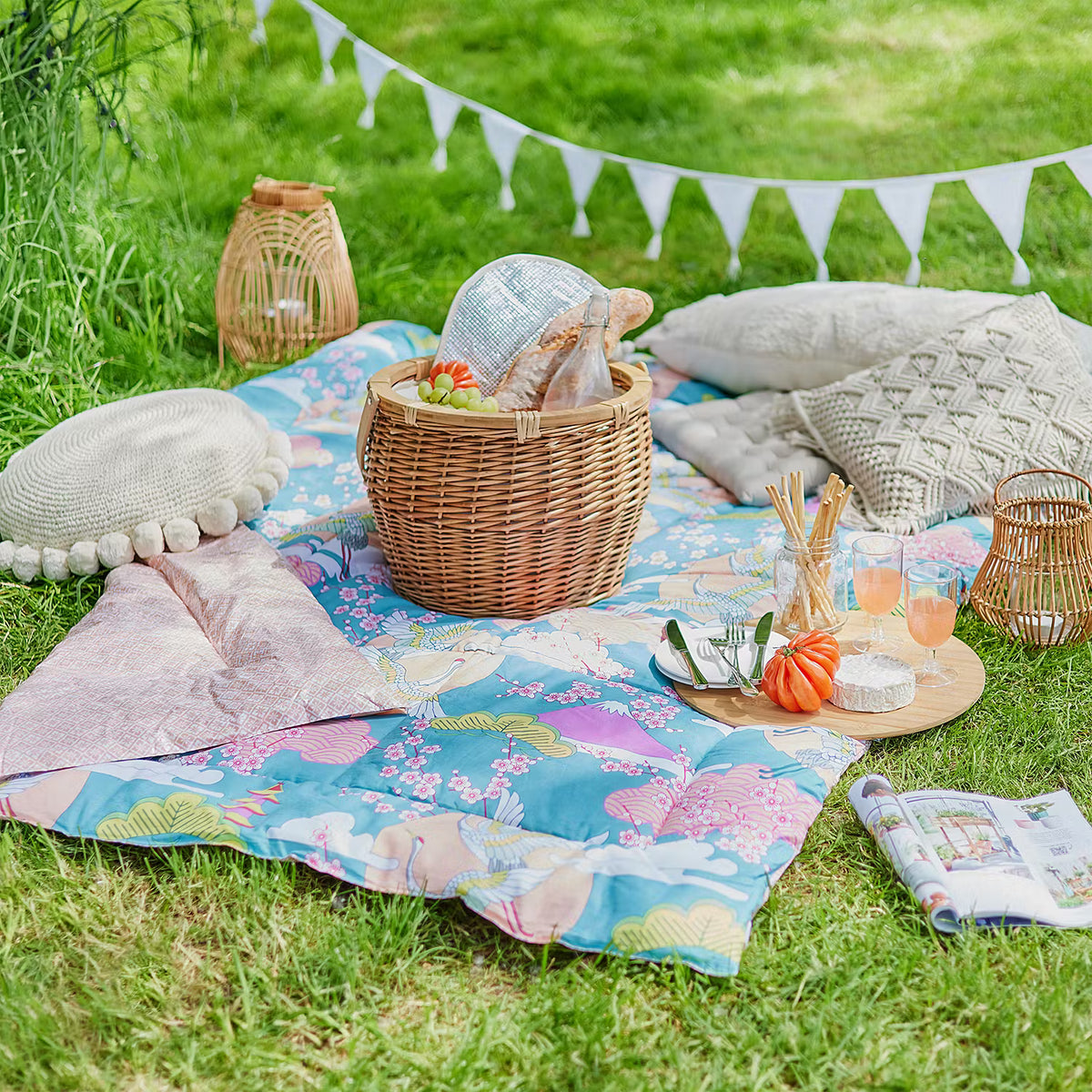 PICNIC DELUXE Picknickdecke Japan – Gemütlich genießen – BUTLERS