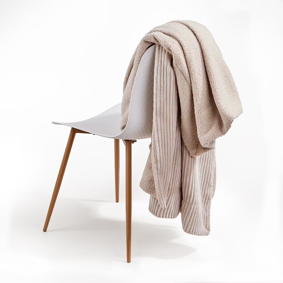LORD OF CORD Decke - Polyester - Beige