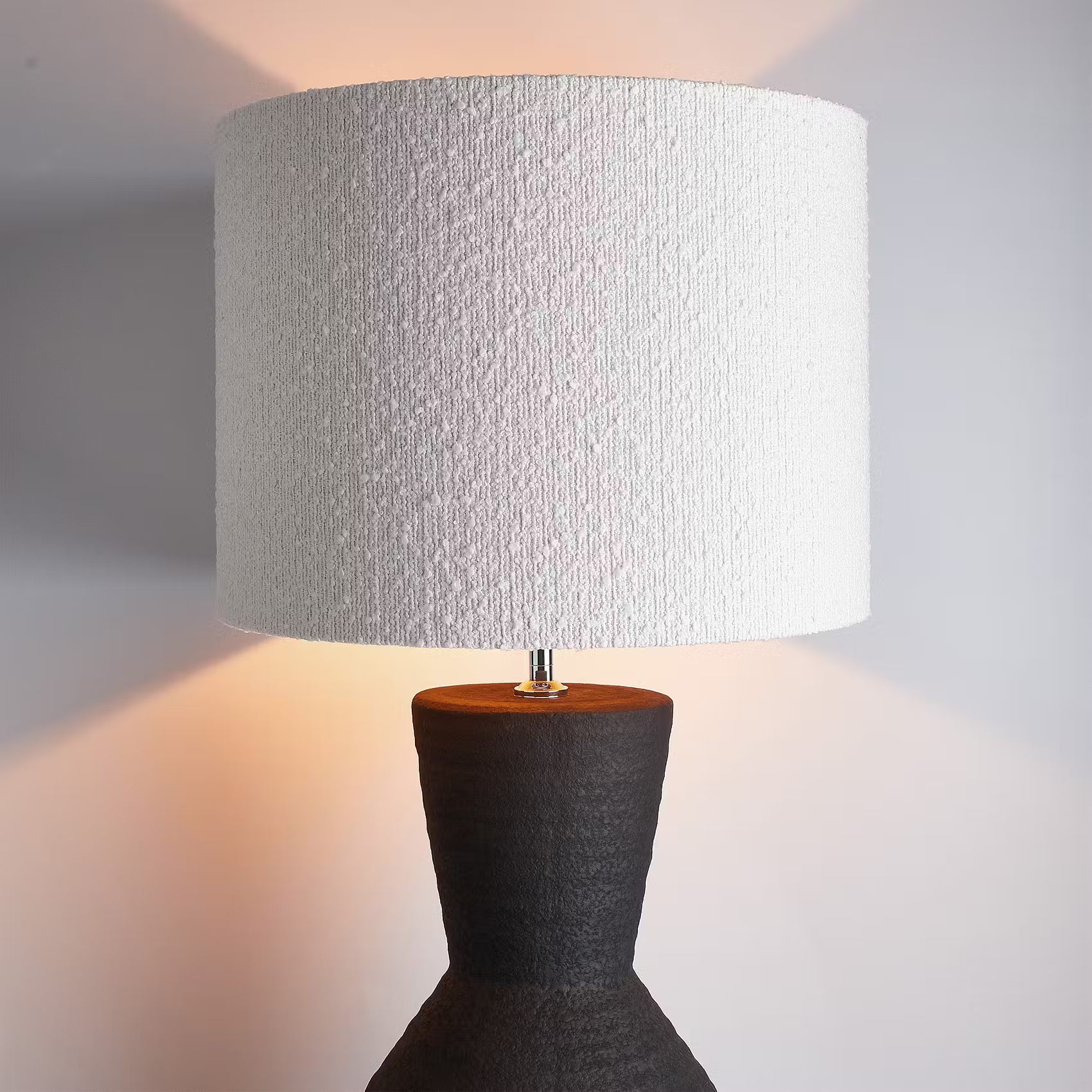FREJA Tischleuchte - Keramik / Polyester / Polyacryl / Eisen  - 1-flammig