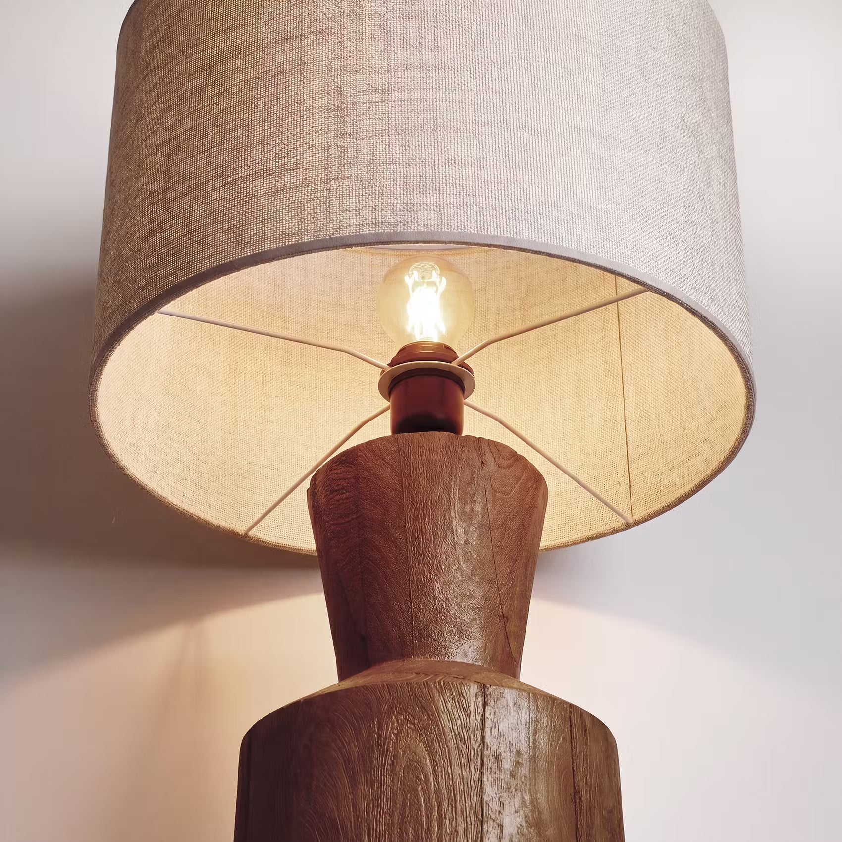 FORMAQUE Tischleuchte - Mangoholz/Polyester/Polyacryl/Eisen - Braun - 1-flammig