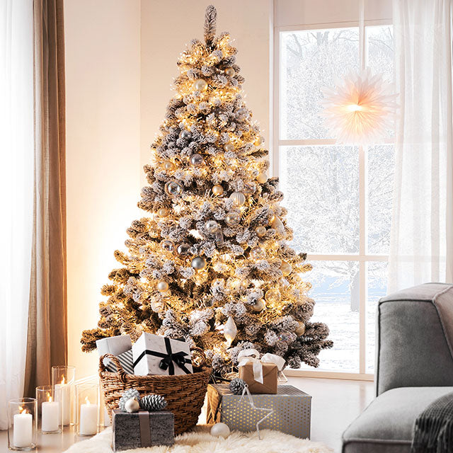 🎄 Weihnachtsbäume: Täuschend echt & festlich